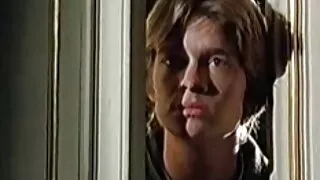 Guy fucks naine ja must stjuardess õigus lennuk