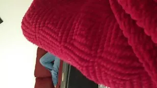 Osav mees keppis päris emane ripitud sukkpüksid