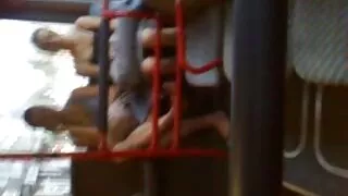 Mees ei oodanud, et kurat, kaks bi-naiste Gangbang